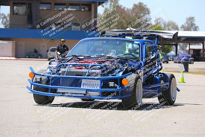 media/Apr-30-2022-CalClub SCCA (Sat) [[98b58ad398]]/Around the Pits/